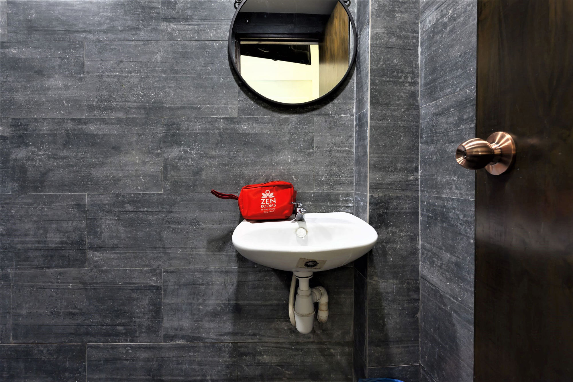 קואלה לומפור Zen Rooms Basic Near Ktm Sentul מראה חיצוני תמונה